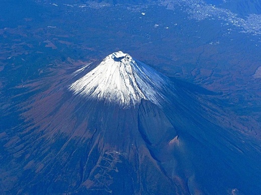 01-Fuji.jpg